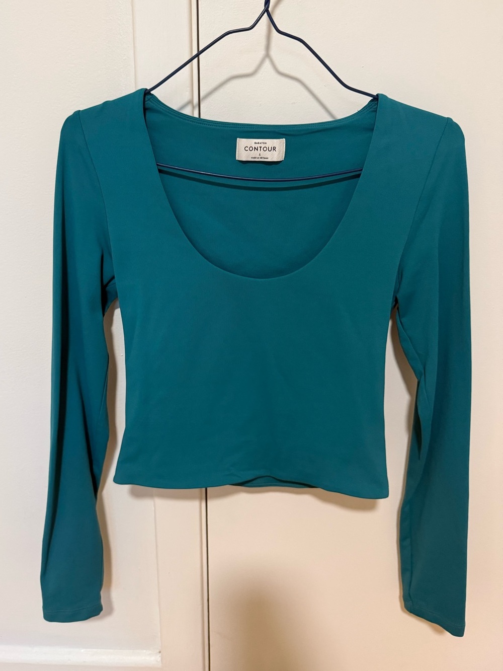 Aritzia Babaton Contour Scoopneck Long Sleeve Top Teal Blue Small